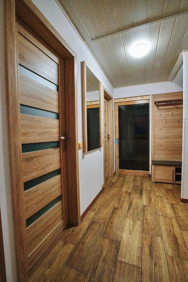 Garage Harrachov Appartement Buitenkant foto